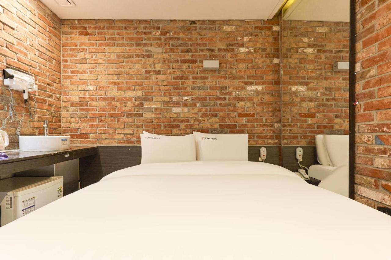 Hertz Hotel Séoul Extérieur photo
